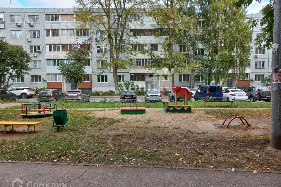 квартира г Тольятти р-н Центральный ул Баныкина 42 городской округ Тольятти фото 1