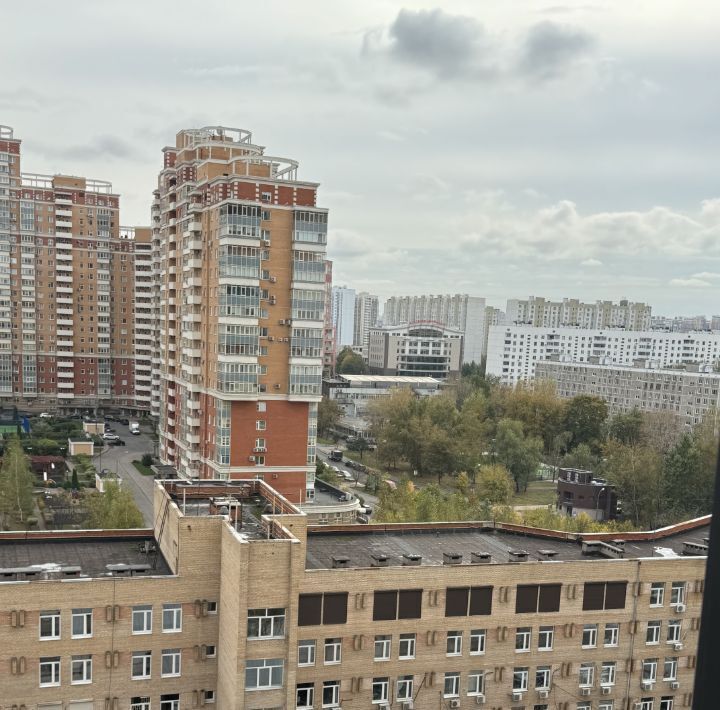 квартира г Москва метро Раменки ул Винницкая 8к/2 фото 2