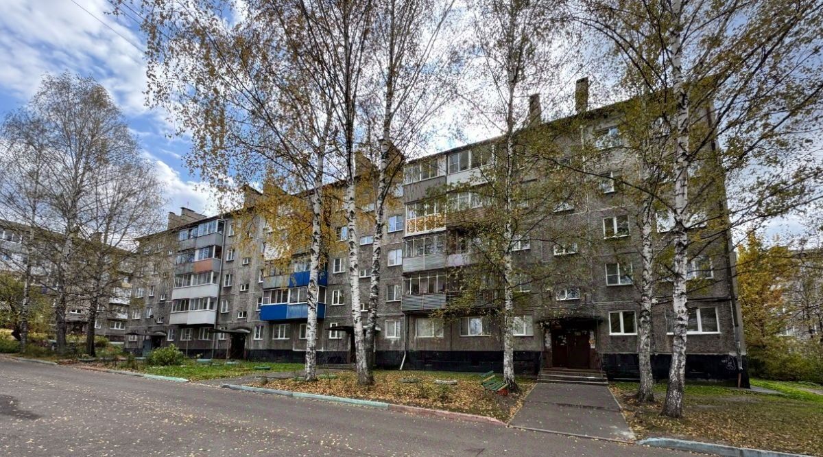 квартира г Осинники ул 50 лет Октября 21 фото 16