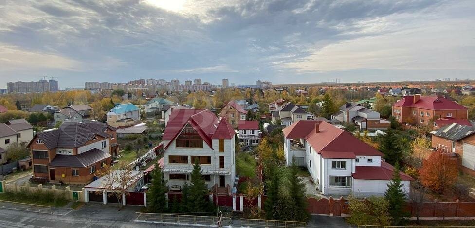 квартира г Тюмень ул Тальниковая 9 фото 1