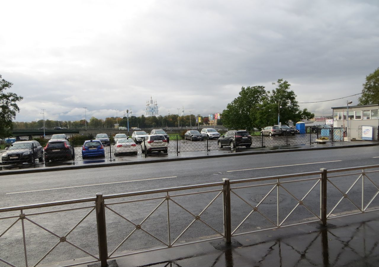 торговое помещение г Санкт-Петербург метро Новочеркасская пр-кт Большеохтинский 5/10к 1 фото 10