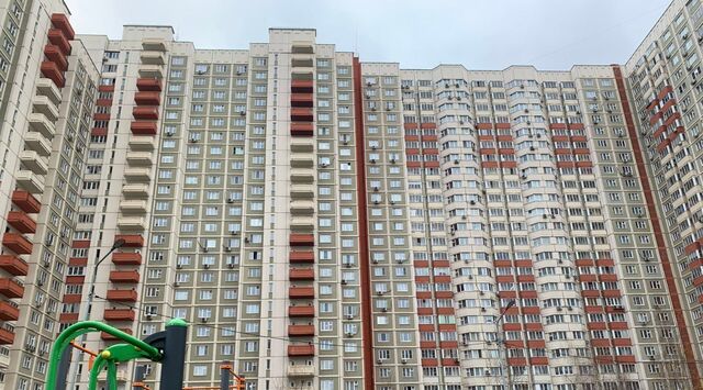 метро Сходненская ул Молодёжная 50 Московская область, Химки фото