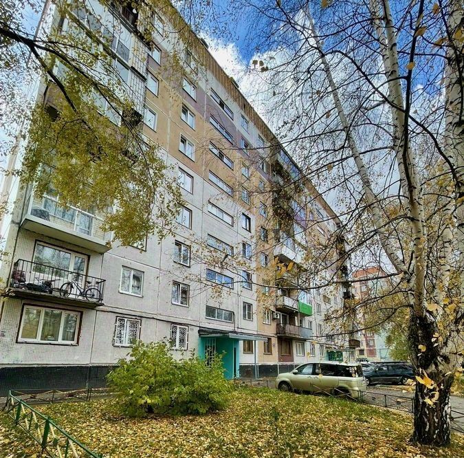 квартира г Новокузнецк р-н Новоильинский пр-кт Мира 10 фото 2