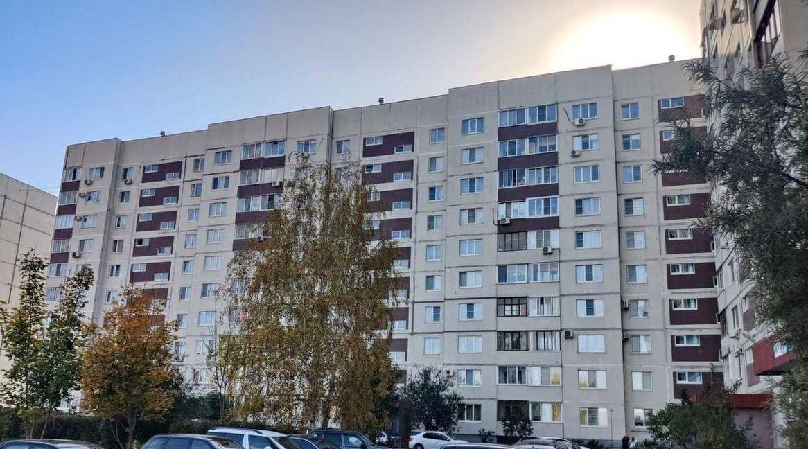 квартира г Тольятти р-н Центральный ул Калмыцкая 34 фото 2