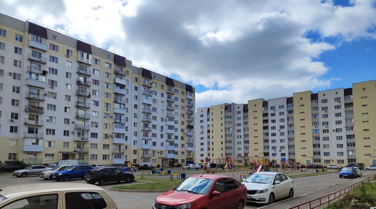 квартира г Саратов р-н Ленинский ул Романтиков 46б фото 1