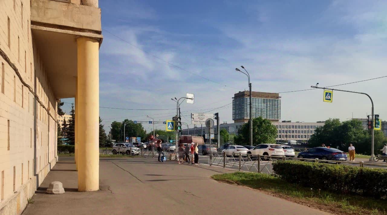 квартира г Санкт-Петербург метро Новочеркасская пл Красногвардейская 4 округ Большая Охта фото 18