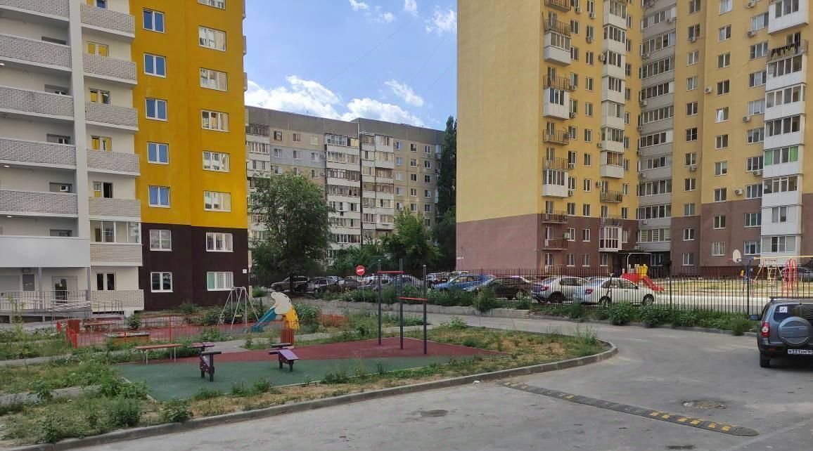 квартира г Саратов р-н Заводской пр-д 2-й Совхозный 36а фото 3