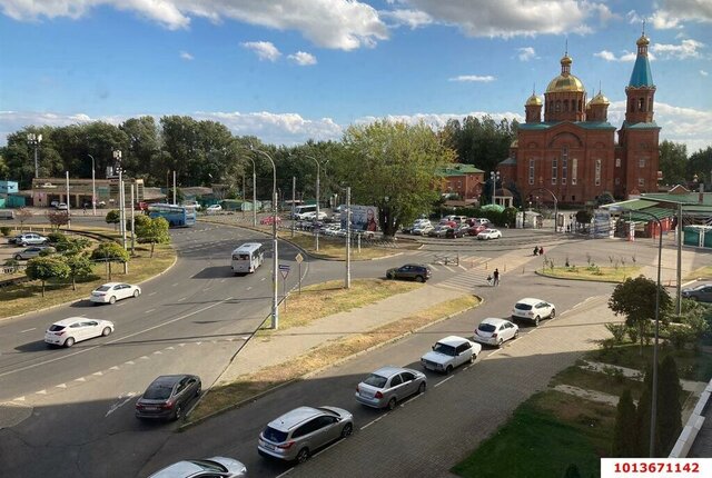 р-н Западный ул им. 70-летия Октября 1/1 фото