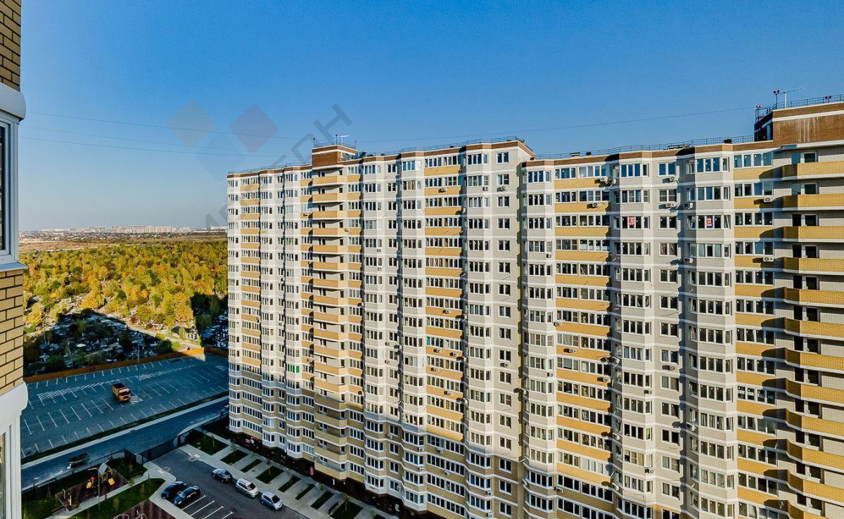 квартира г Краснодар р-н Прикубанский ул Красных Партизан 1/4к 15 фото 5