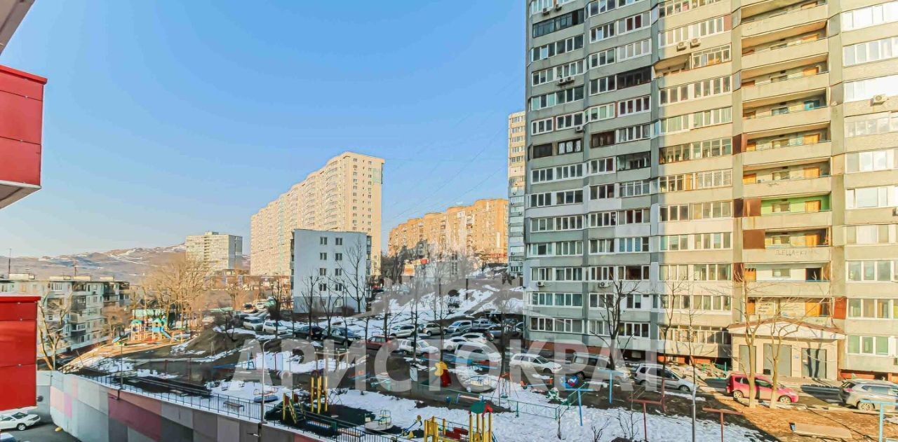 квартира г Владивосток р-н Первореченский ул Жигура 12а фото 7