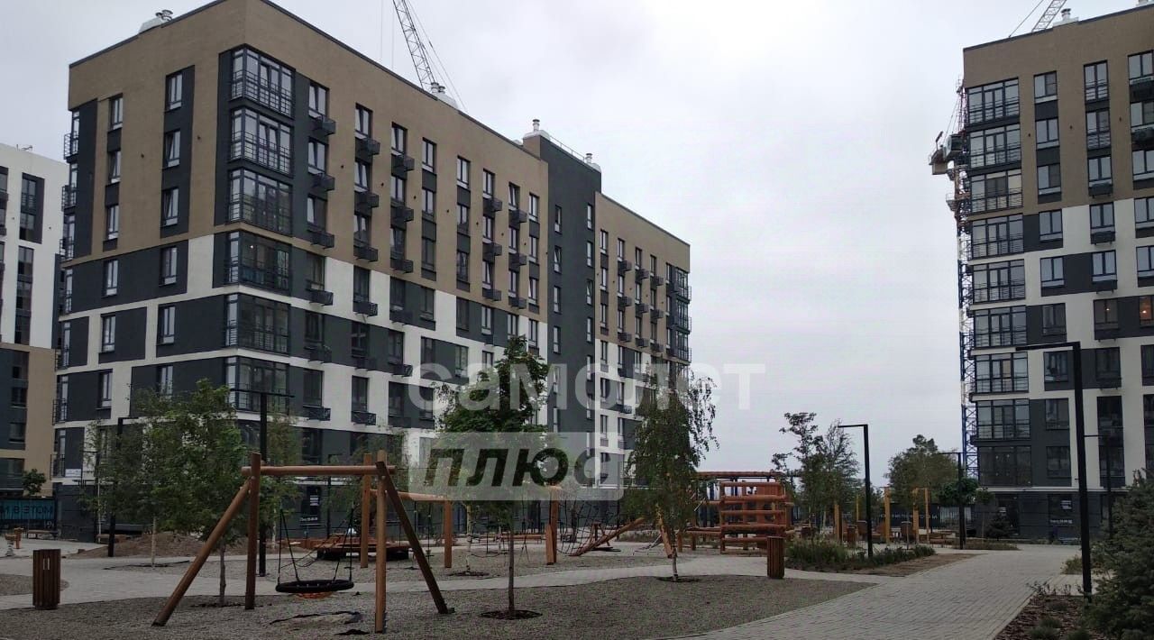 квартира г Волгоград р-н Тракторозаводский ул Тракторостроителей 27 фото 1