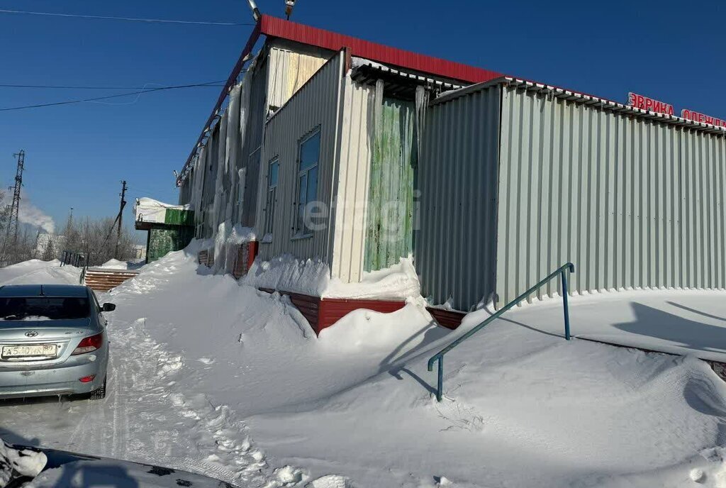 торговое помещение г Новый Уренгой ул Магистральная 110 фото 2