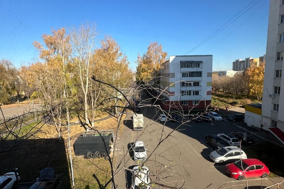 квартира г Набережные Челны р-н Комсомольский городской округ Набережные Челны, 15-й комплекс, 22 / Комарова, 4 фото 9