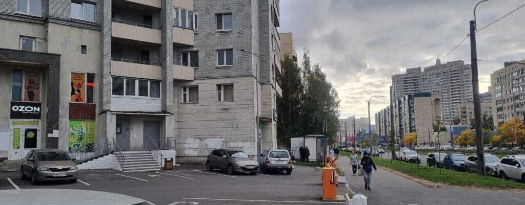 торговое помещение г Санкт-Петербург метро Комендантский Проспект ул Уточкина 7 фото 3