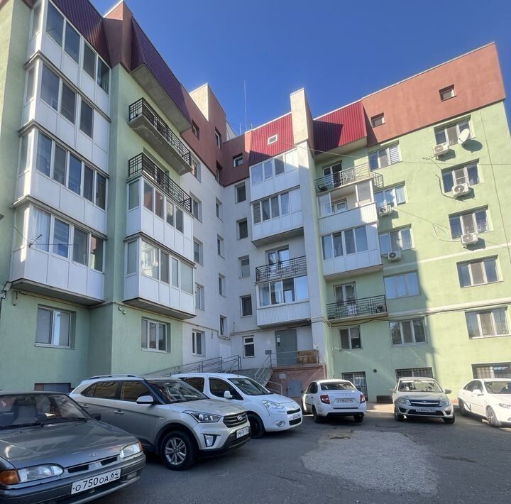 квартира г Саратов р-н Заводской ул им Азина В.М. 47/3 фото 1