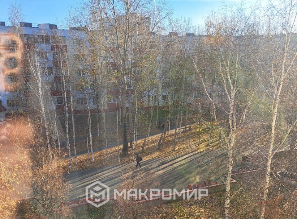 квартира г Сургут 9-10-й микрорайон ул Просвещения 43 фото 29