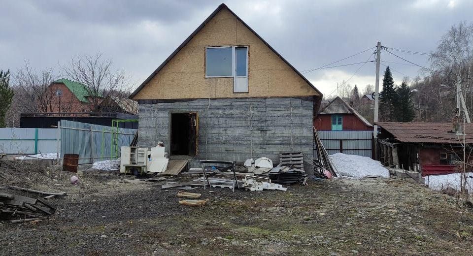 дом р-н Междуреченский Кемеровская область — Кузбасс, Междуреченск, Усинская улица, 25 фото 4