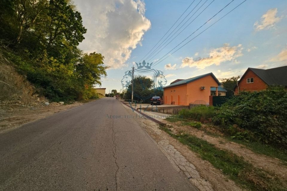 земля р-н Туапсинский посёлок городского типа Новомихайловский фото 2