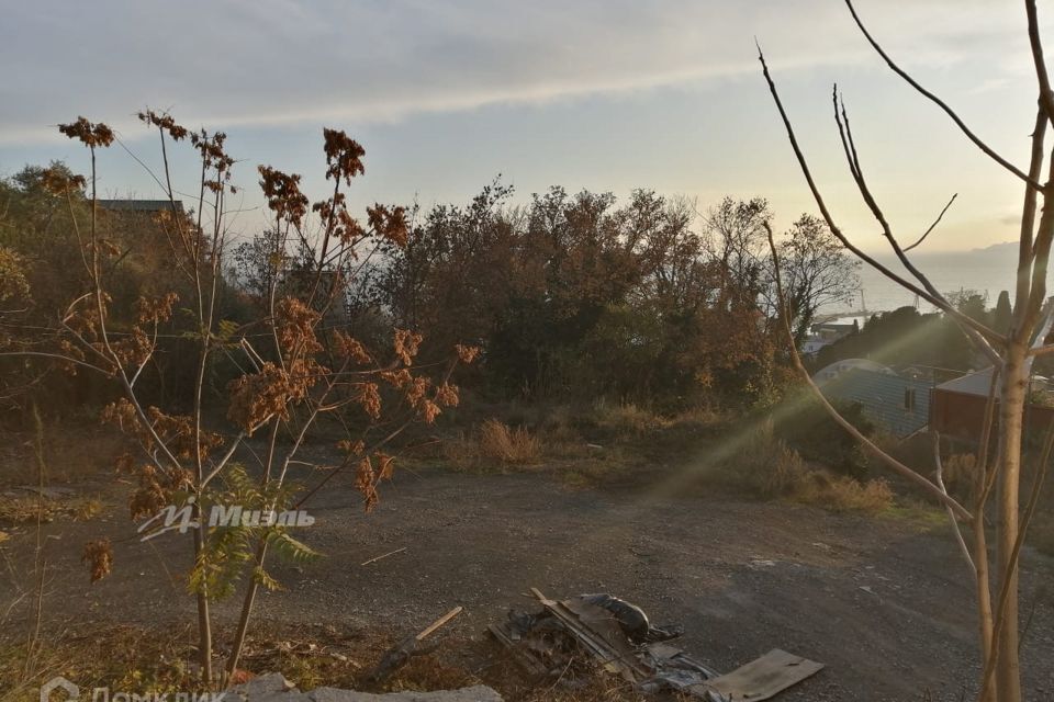 земля городской округ Ялта, посёлок городского типа Отрадное фото 1