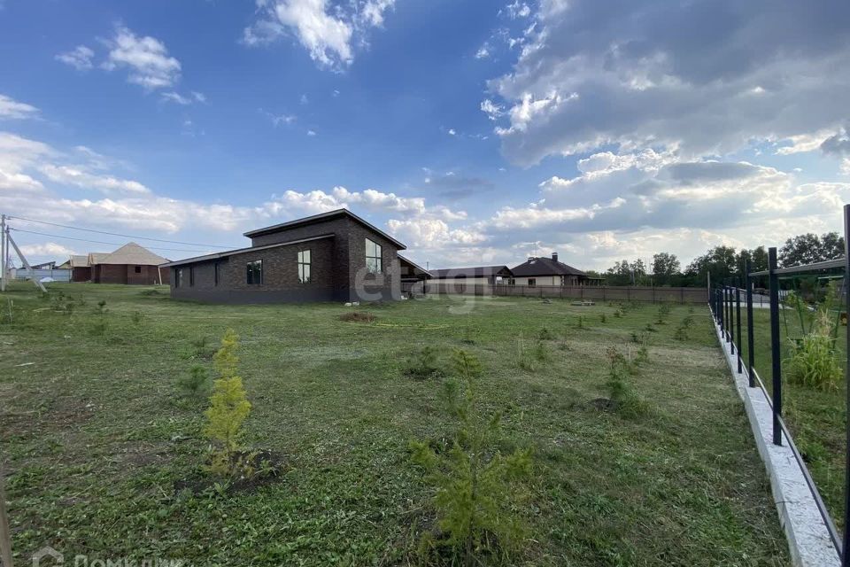 дом р-н Белгородский п Майский проспект им. Василия Горина фото 9