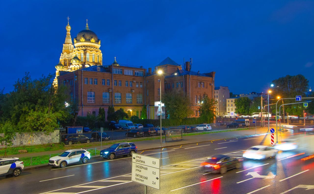 квартира г Санкт-Петербург метро Фрунзенская наб Обводного канала 108 фото 1