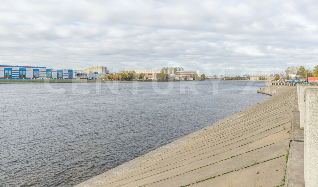 квартира г Санкт-Петербург метро Ломоносовская наб Октябрьская 118к/1б фото 24