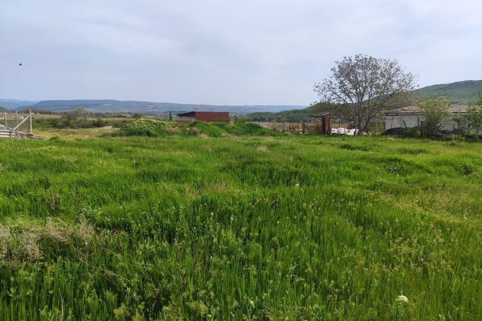 земля р-н Бахчисарайский село Долинное фото 2