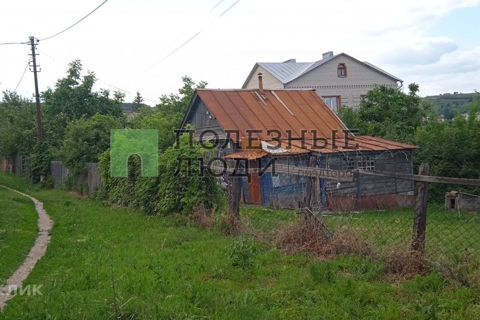 дом г Саратов р-н Заводской Саратов городской округ, Октябрьский фото 1