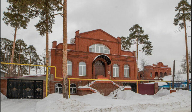 Площадь 1905 Года, Краснокамская улица, 92 фото