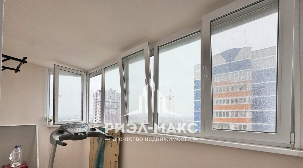 квартира г Брянск р-н Володарский ул Комарова 51 фото 12