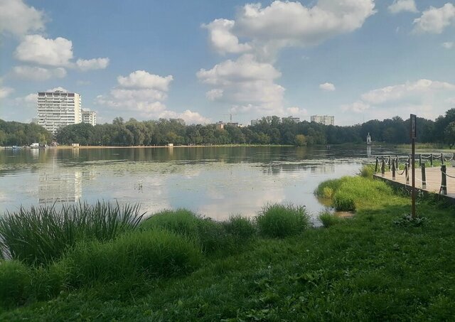 метро Водный стадион б-р Кронштадтский фото