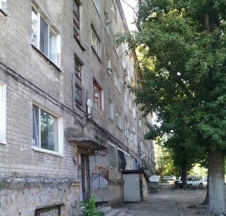 комната г Саратов р-н Ленинский ул им Шехурдина А.П. 60а фото 1