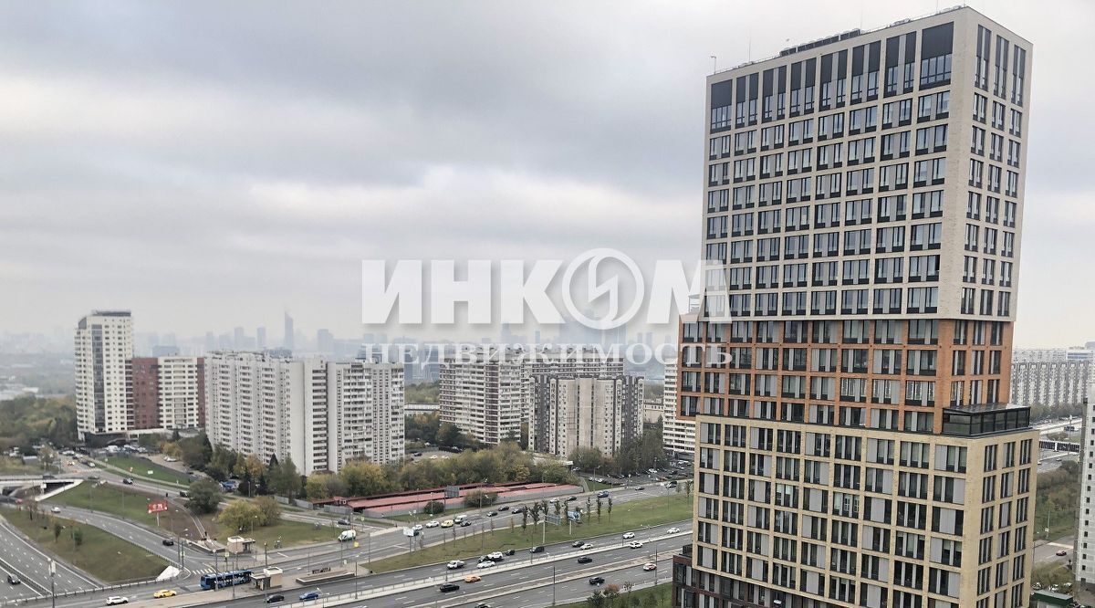 квартира г Москва метро Молодежная ш Рублёвское 107 фото 2