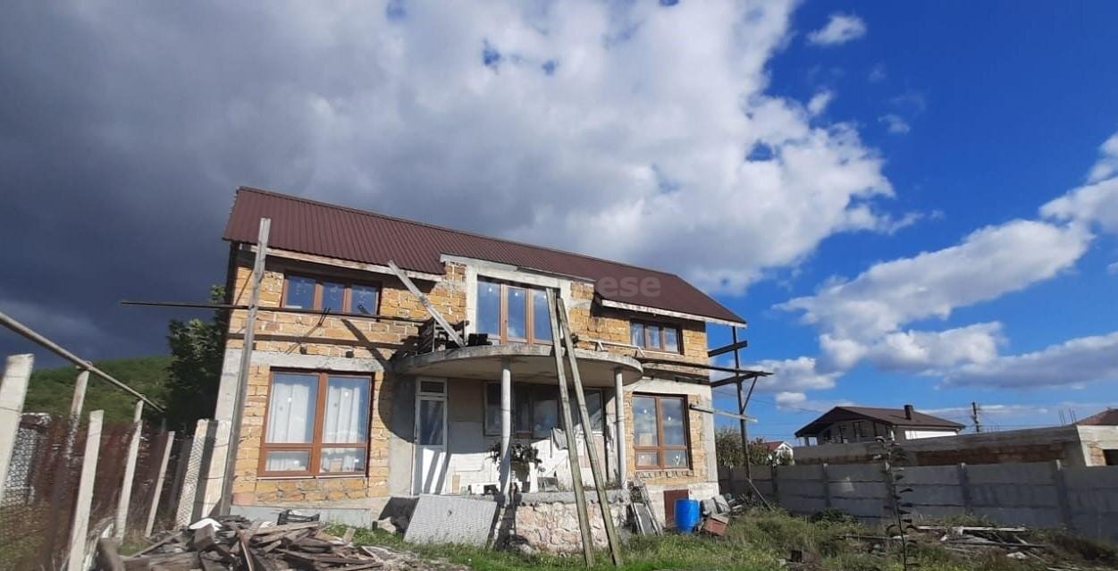 дом г Севастополь п Сахарная головка ул Петровского Се<текст-удален>оль, Сахарная Головка фото 1