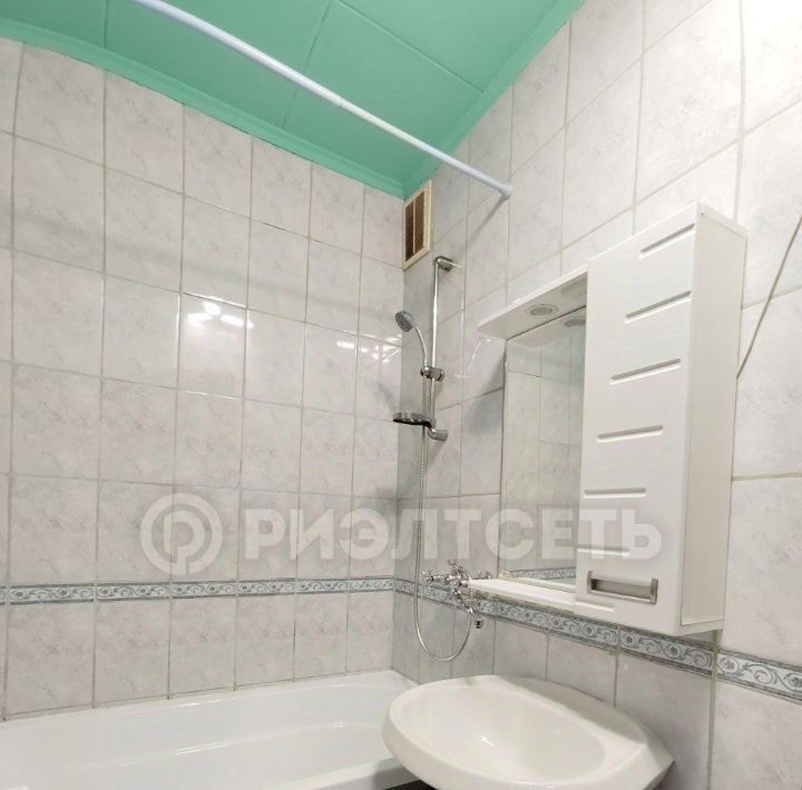 квартира г Мурманск р-н Ленинский ул Свердлова 40к/2 фото 13