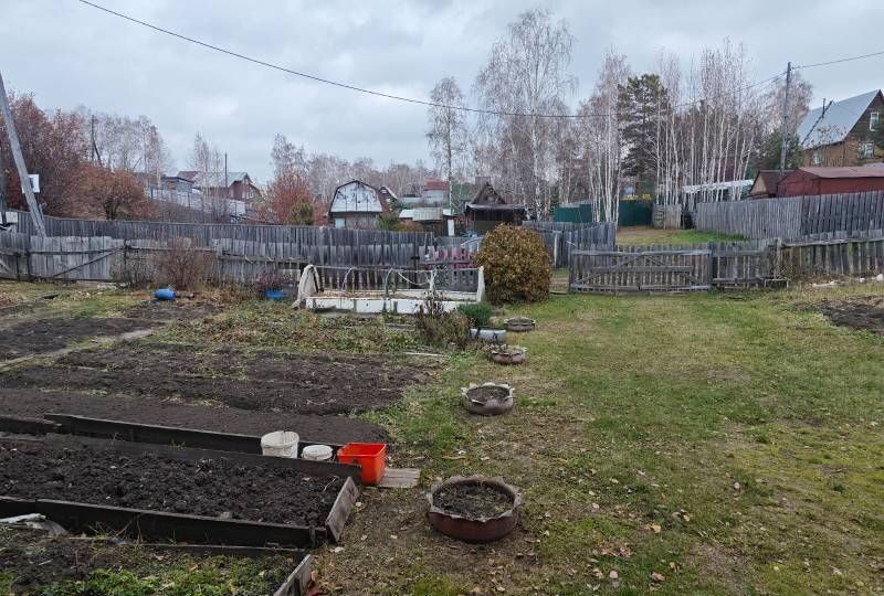 дом р-н Емельяновский снт Солнечный Красноярск, городское поселение Емельяново, - Сад 10 фото 13