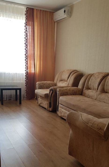 квартира г Батайск ул Речная 110к/2 фото 3