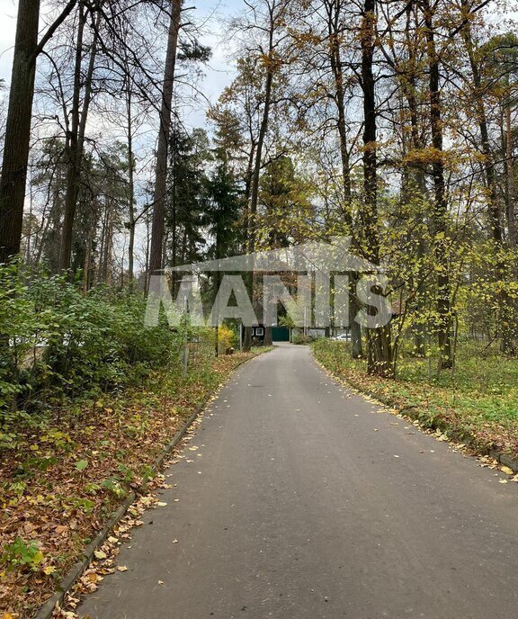 дом городской округ Красногорск с Петрово-Дальнее Красногорская, территория ФГУП Рублёво-Успенский ЛОК фото 4