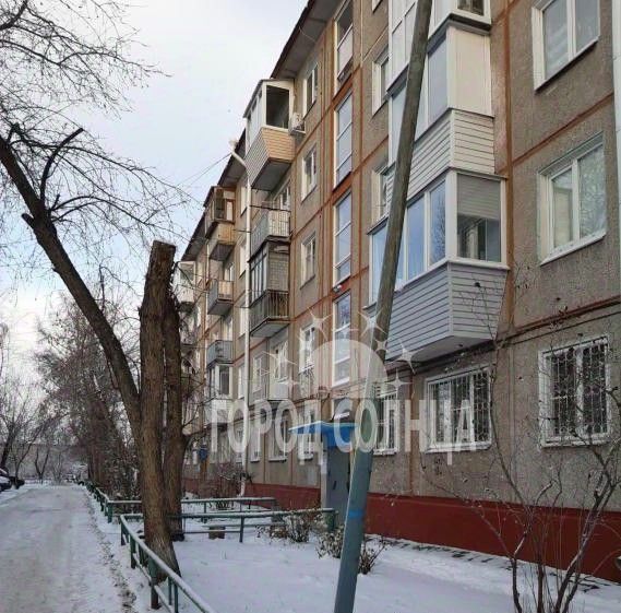 квартира г Омск р-н Центральный ул 27-я Северная 86 фото 3