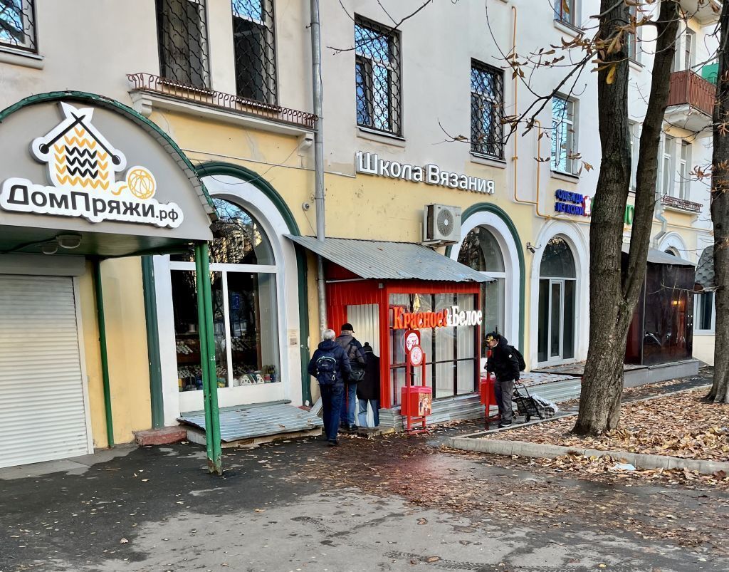 торговое помещение г Москва метро Бабушкинская ул Коминтерна 11/7 муниципальный округ Бабушкинский фото 6