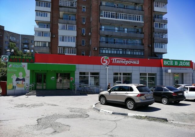 торговое помещение ул Индустриальная 1б фото