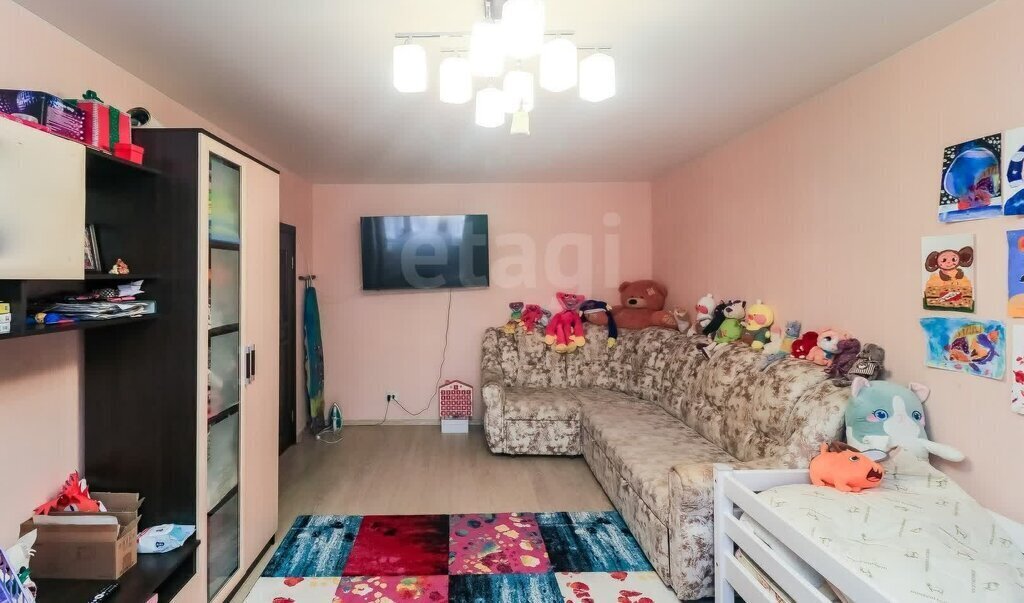 квартира г Тюмень ул Кремлевская 110к/2 фото 5