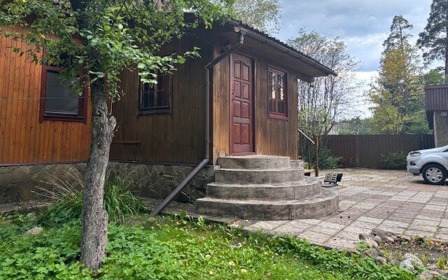 дом городской посёлок Вырица, улица Ленина, 23 фото 1