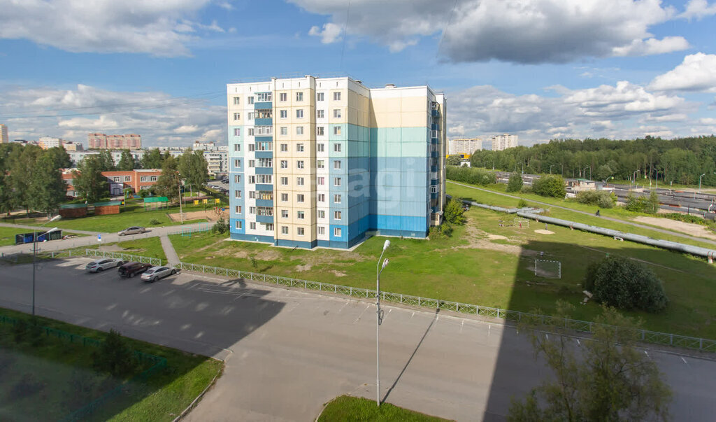 квартира г Тобольск 86, 10-й микрорайон фото 16