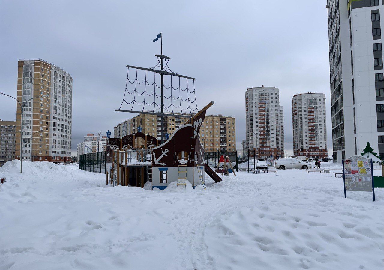 квартира г Набережные Челны р-н Автозаводский ул Виктора Полякова 20г фото 18