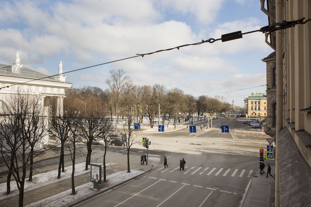 гостиницу г Санкт-Петербург р-н Адмиралтейский фото 1