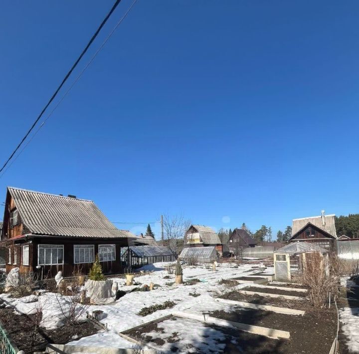 дом г Нижний Тагил р-н Ленинский снт Дорожник-2 фото 2