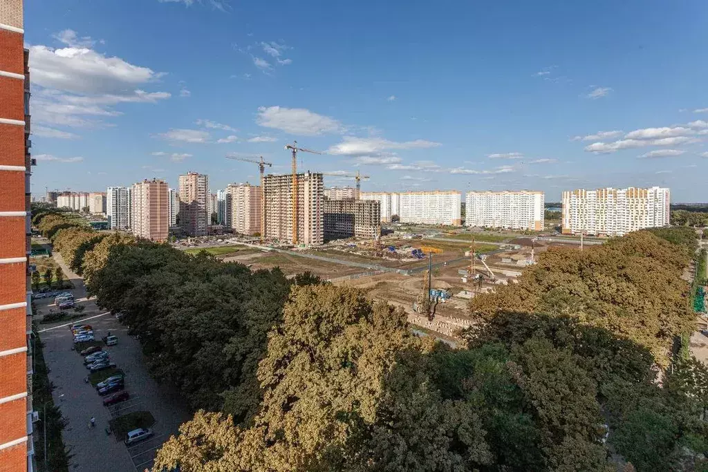 квартира г Краснодар ул Героев-Разведчиков 8к/4 фото 17