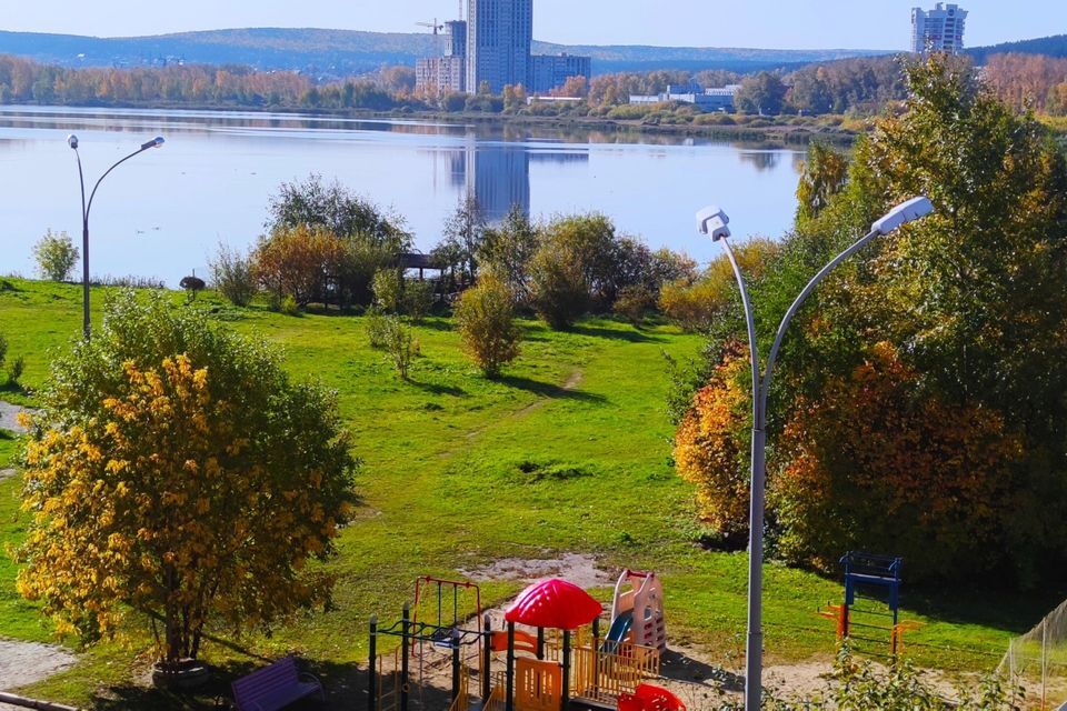 квартира г Екатеринбург р-н Чкаловский ул Рощинская 61 Екатеринбург городской округ фото 10