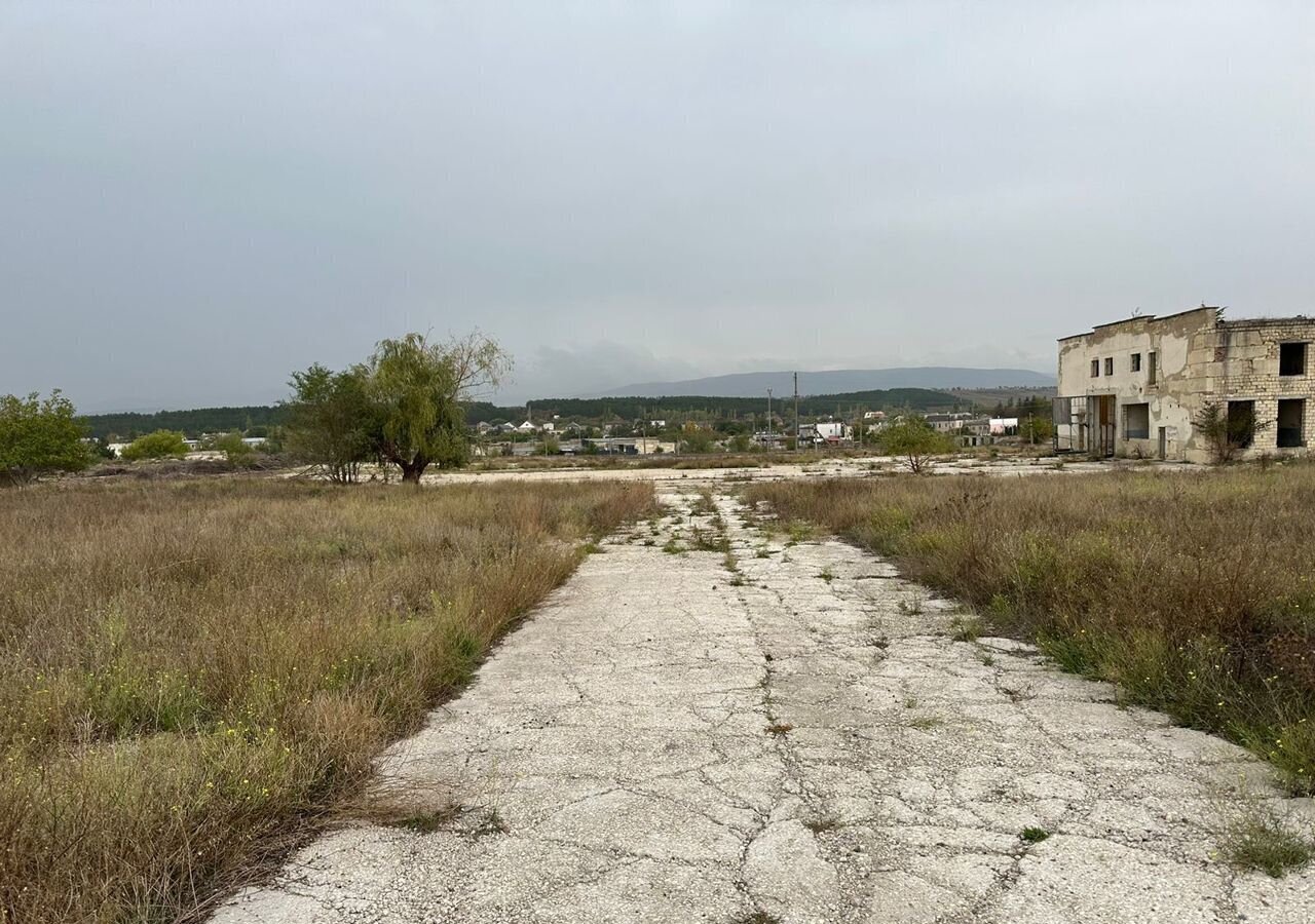 свободного назначения р-н Белогорский г Белогорск ул Арзу 1 фото 12